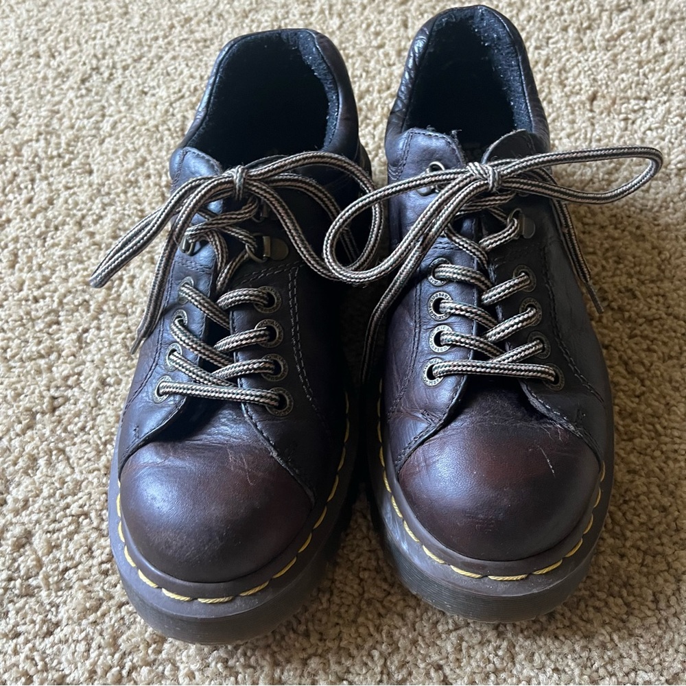 Vintage platform Oxford Doc (Dr.) Martens 🤎 (see caption for sizing details)